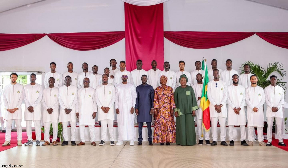 كوليبالي يتسلم الراية