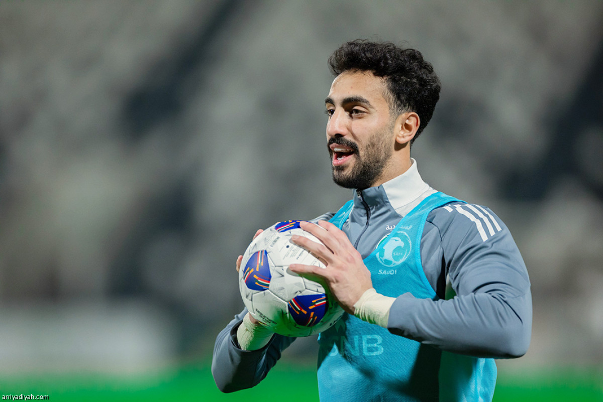 «الأخضر» ينطلق