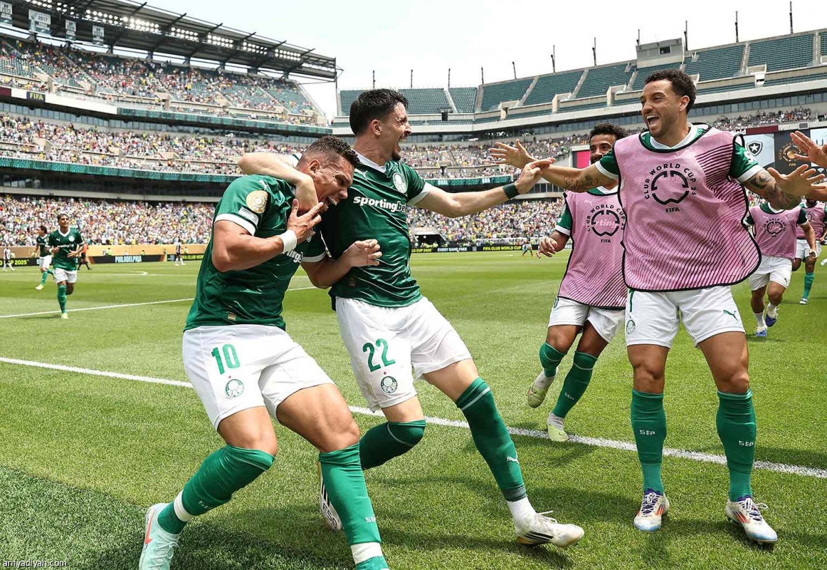 بالميراس يحتفل