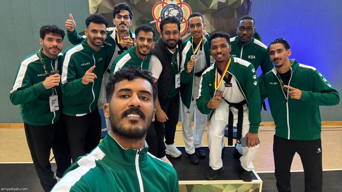 الأخضر.. ثالث العالم