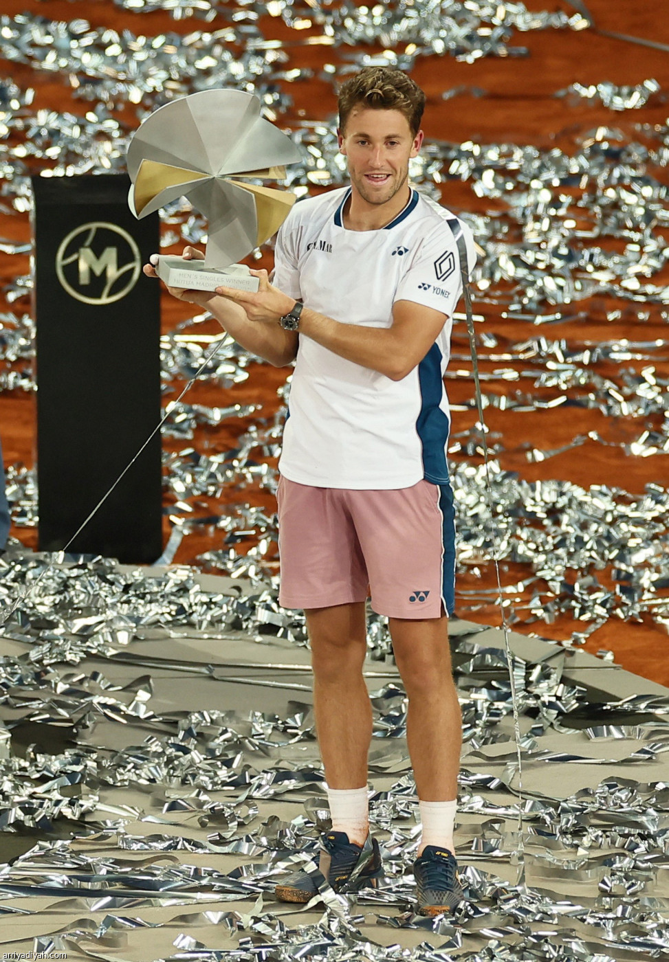 اللقب الأول