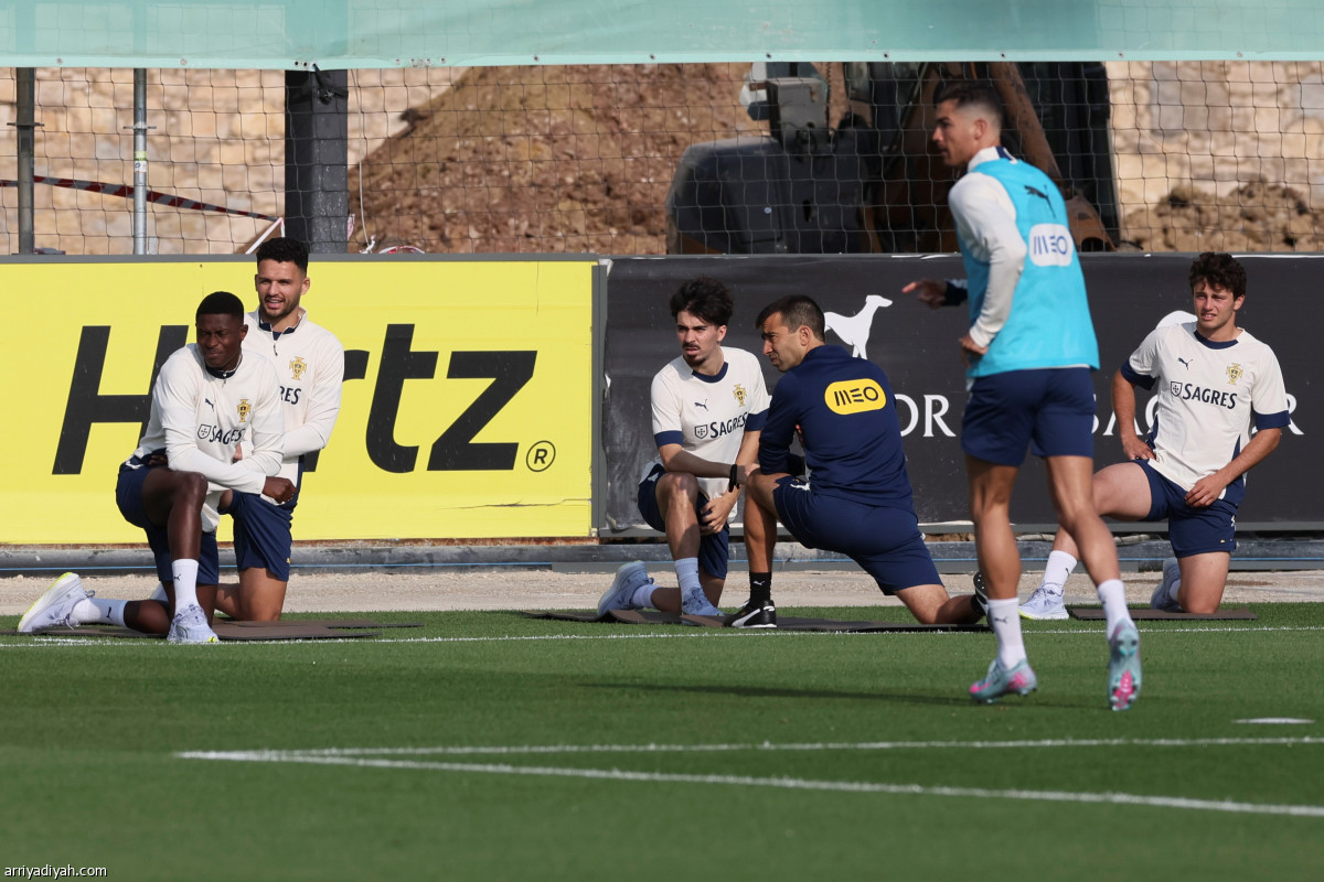 «الدون» يحضر