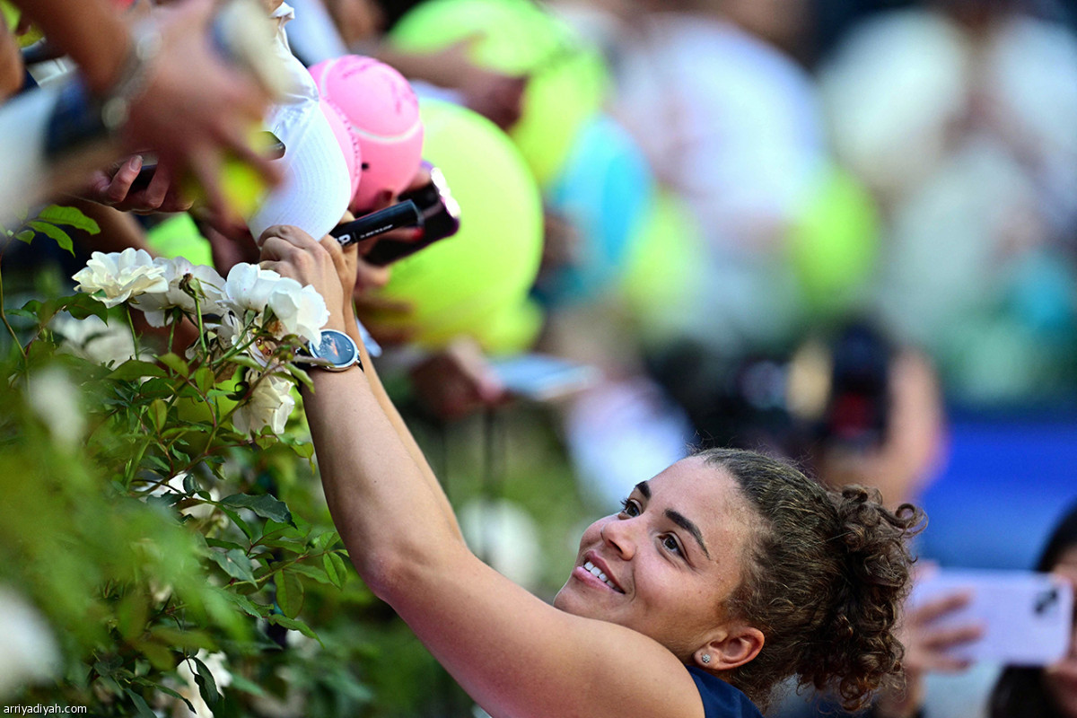 باوليني تحتفل