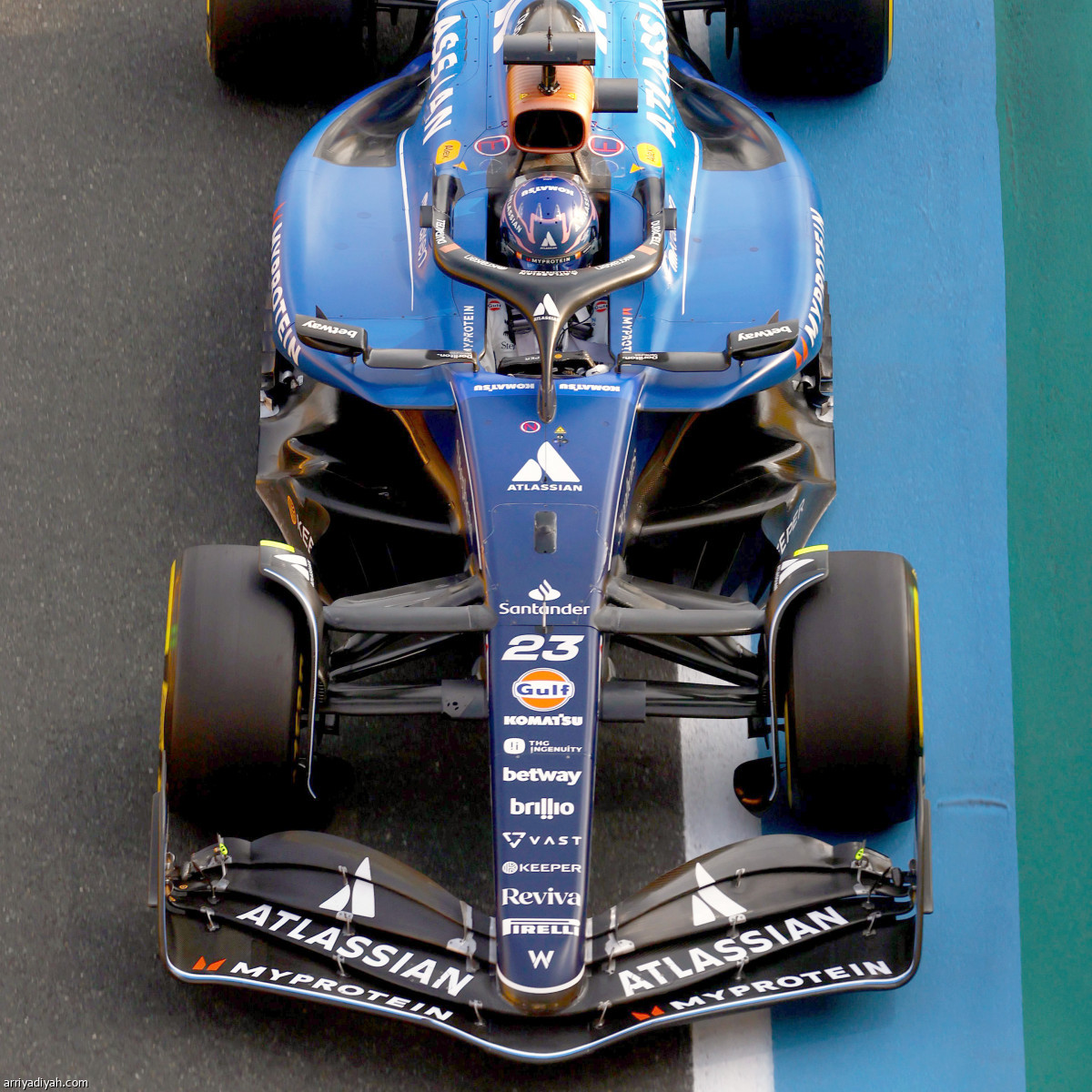 تجارب حافلة