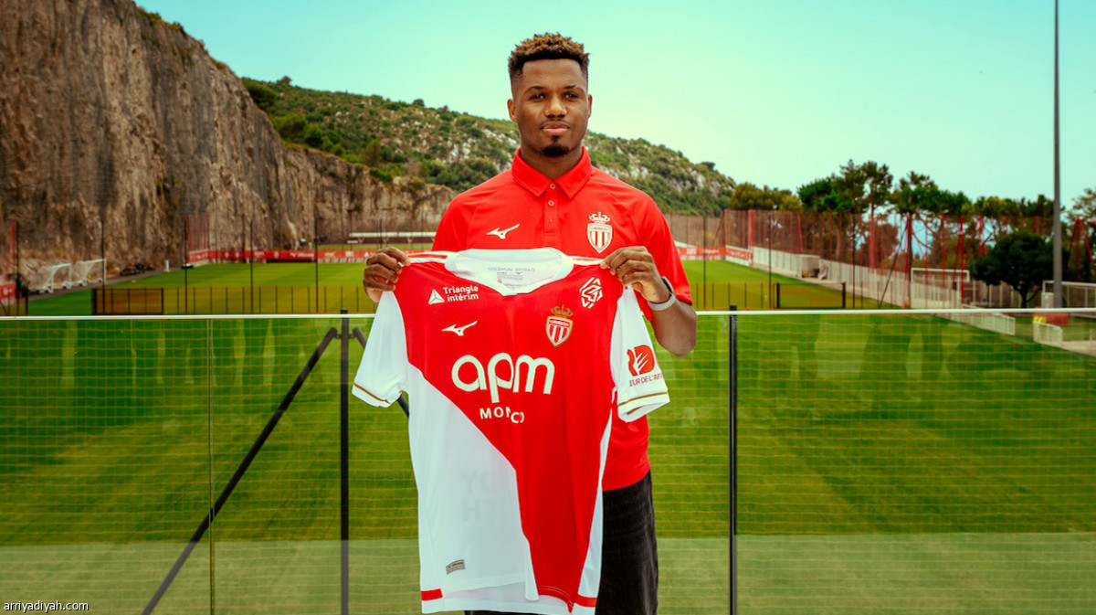 موناكو يقدم النجوم