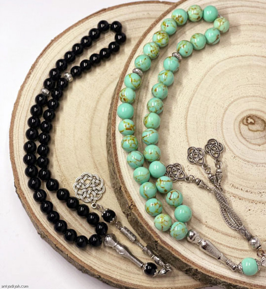 عمر 
يحوّل الهواية إلى تجارة