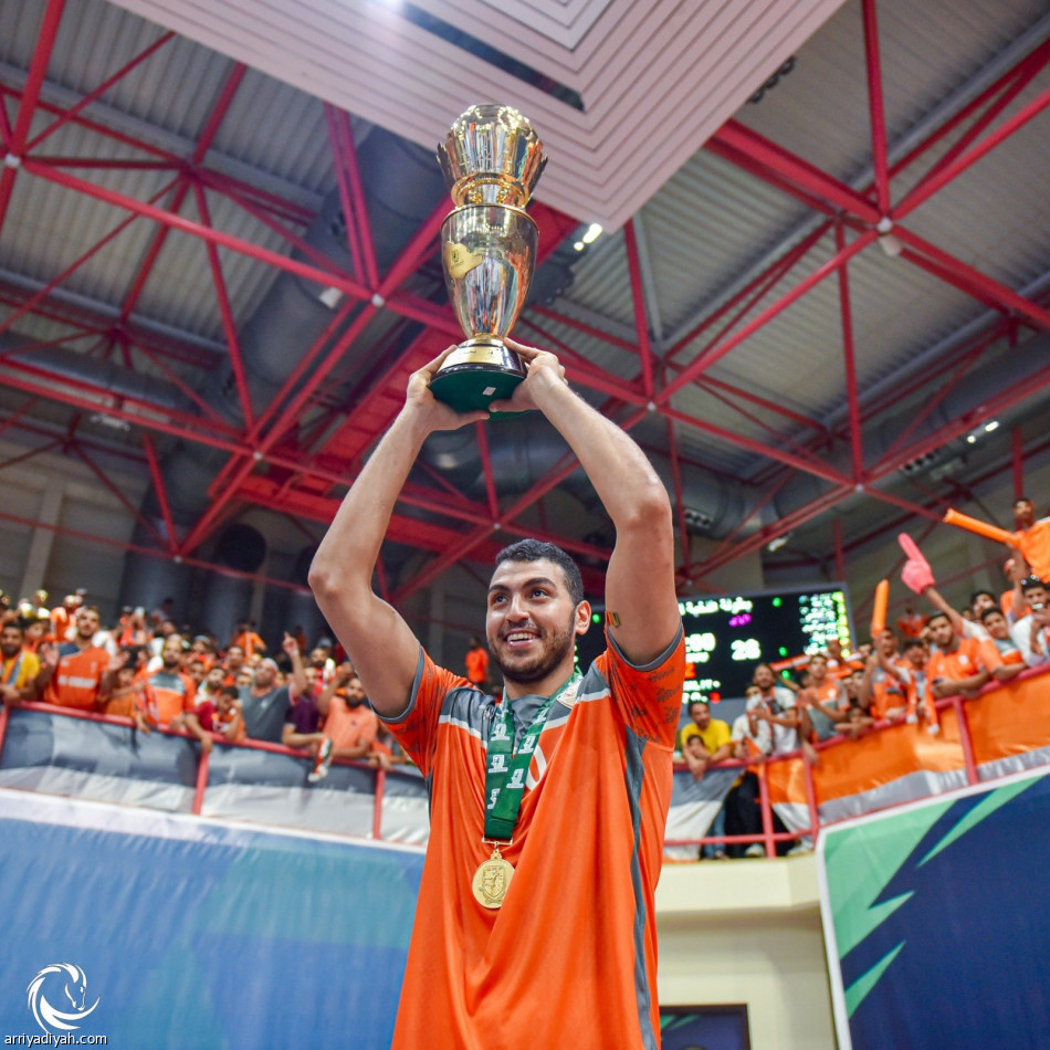 المرة السادسة.. مضر يتوج بـ«نخبة اليد»