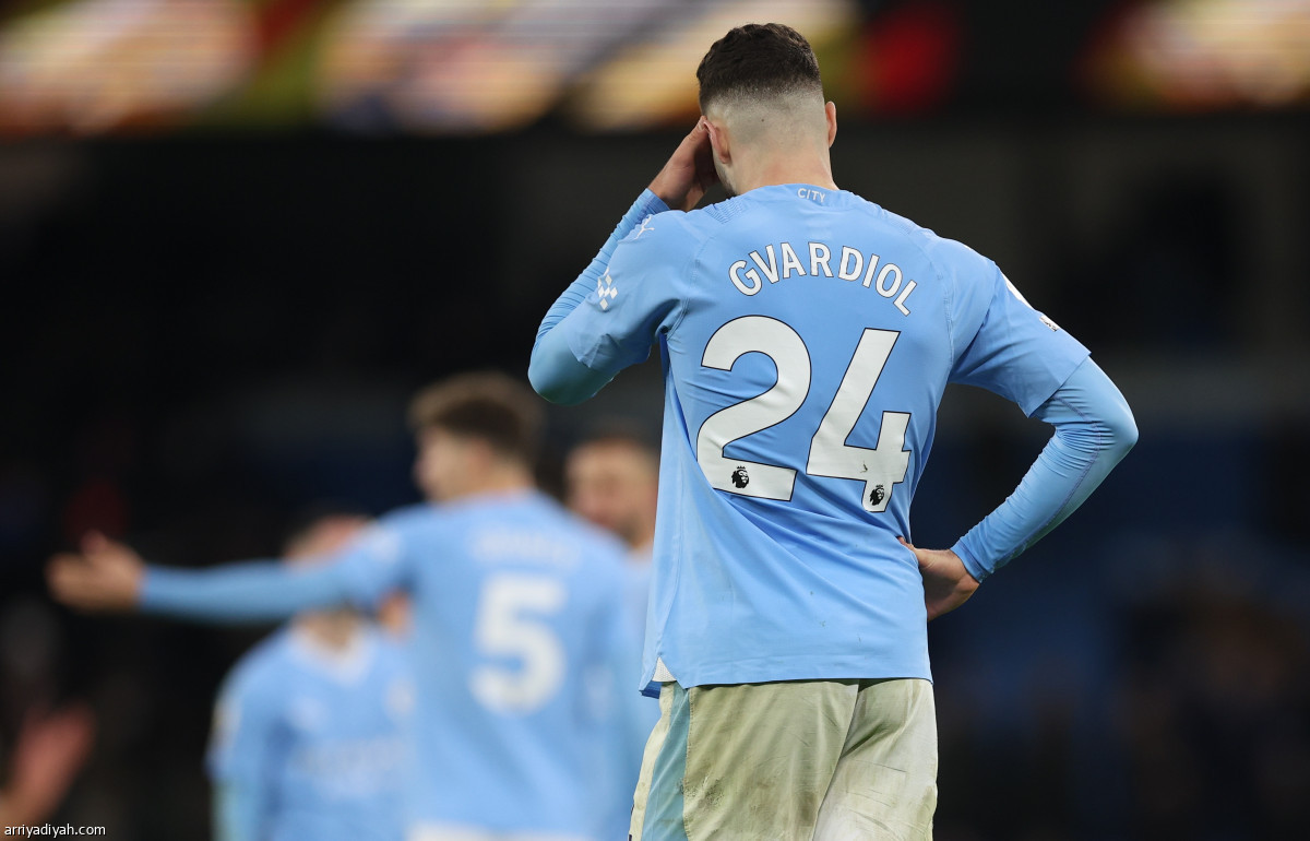 السيتي يتعثر